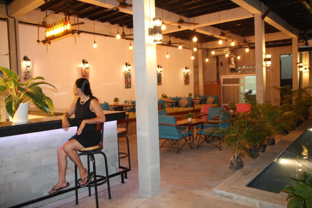 1953 Siem Reap Hostel エクステリア 写真